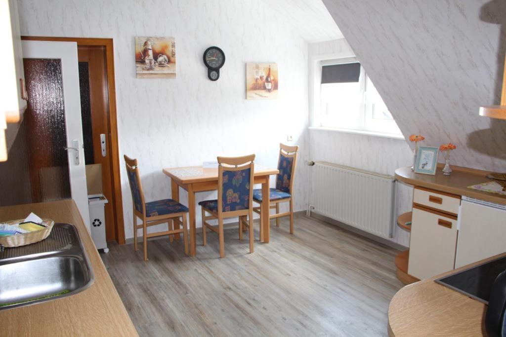 Ferienwohnung Schmetterling Trendelburg Bagian luar foto